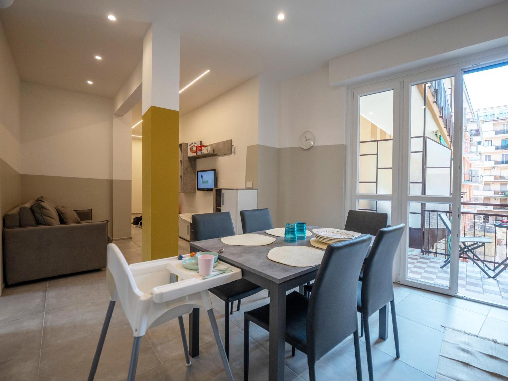 Babyaccomodation Family Bright Pietra Ligure Exterior photo