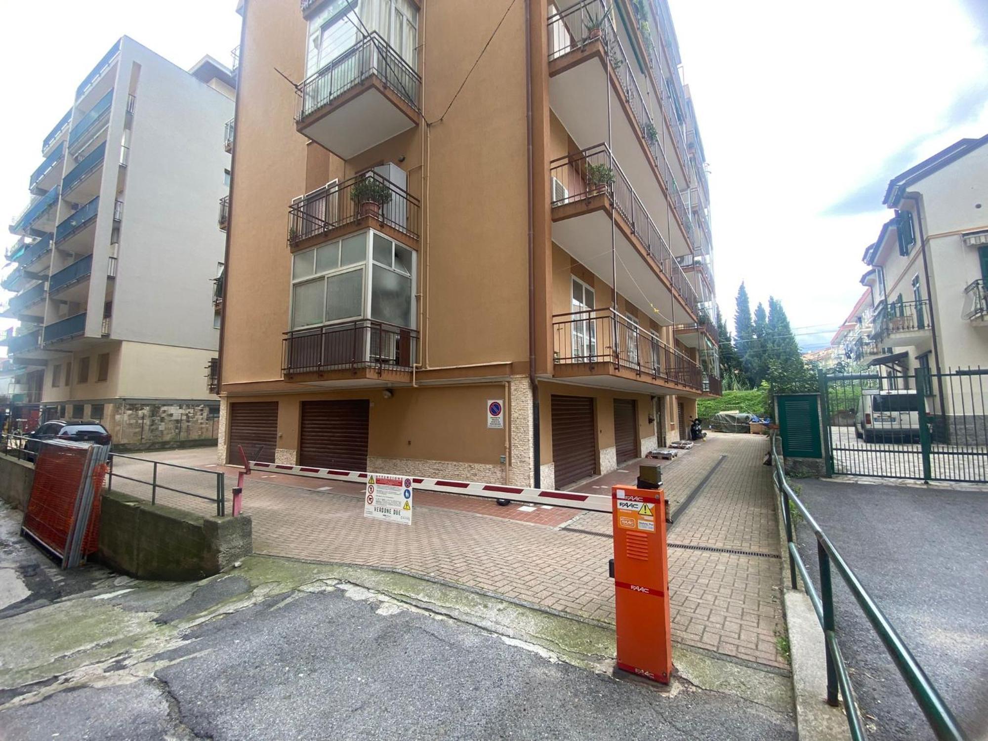 Babyaccomodation Family Bright Pietra Ligure Exterior photo